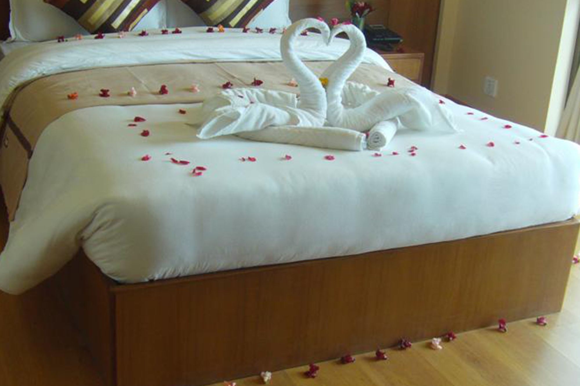Ratnagiri Resort Bhatgoan Exteriör bild